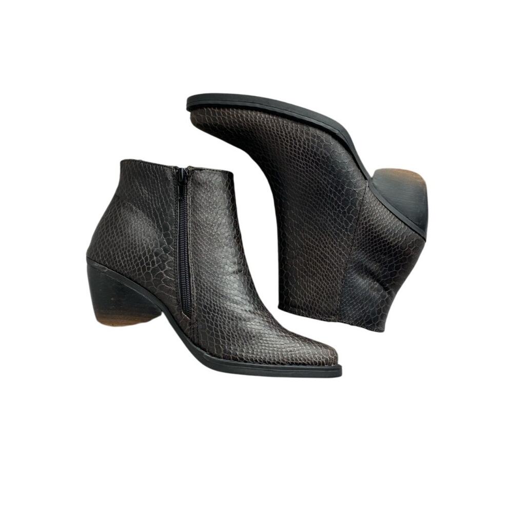 Vary G 2 Tone Snake Print Ankle Boot Size 7.5
